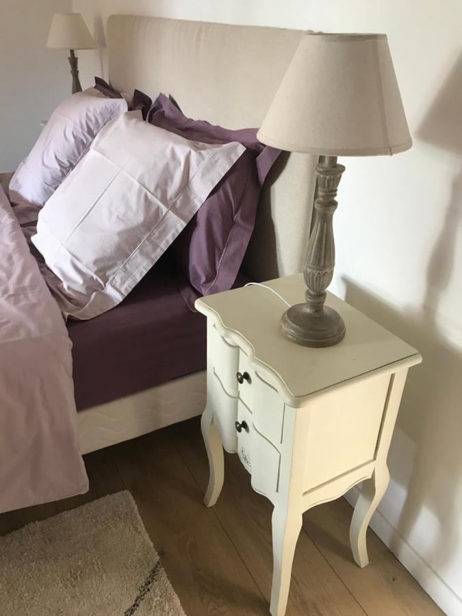 Mas De La Fadeto Bed and Breakfast Les Baux Exteriör bild